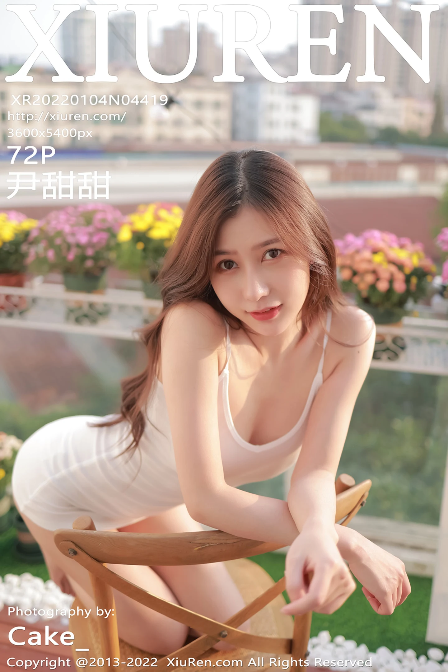 [XiuRen秀人网]No.4419_模特尹甜甜户外阳光下白色轻透上衣配性感内裤秀翘臀诱惑写真72P-秀人网 - XiuRen.Xyz